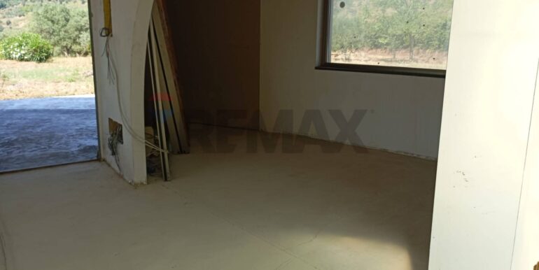 20250905191509-979238-8