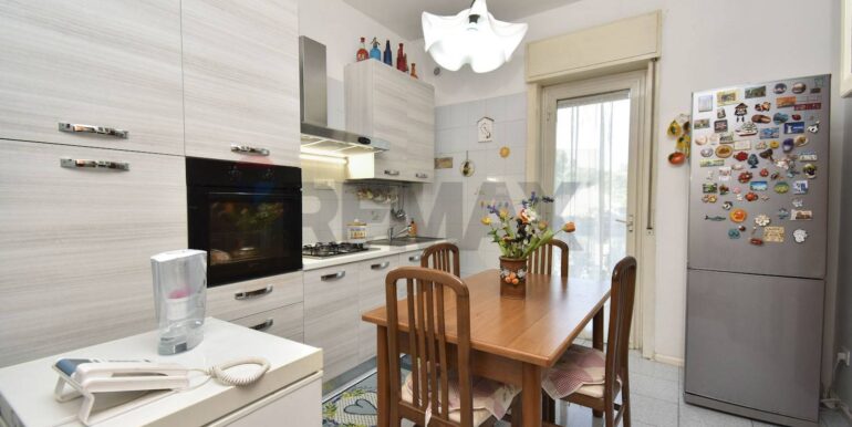 20250906124003-975773-12