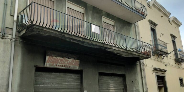 2025090792422-979649-52