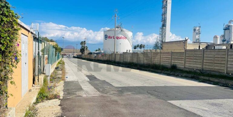 20250908104950-979787-10