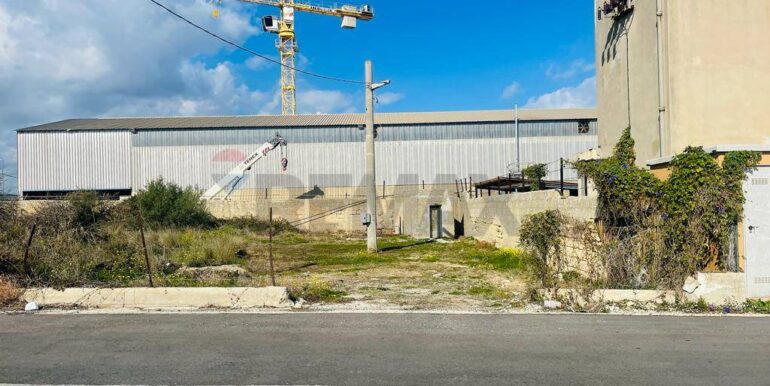 20250908104950-979787-13