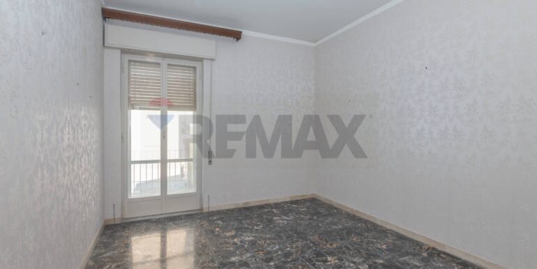 2025090994228-977945-3