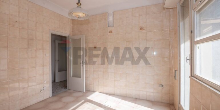 2025090994255-977945-10