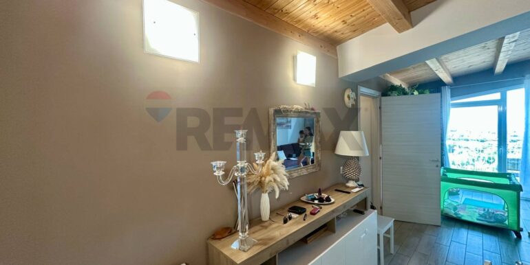 2025090995357-979976-6