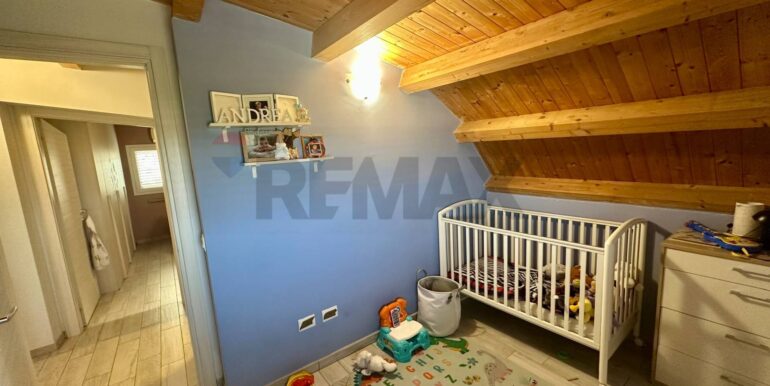 2025090995403-979976-8