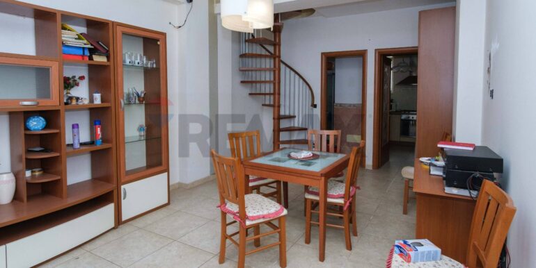 20250910185552-981328-32