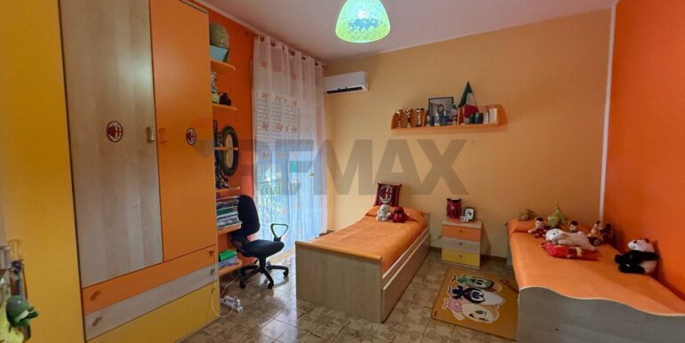 20250911213254-982260-17