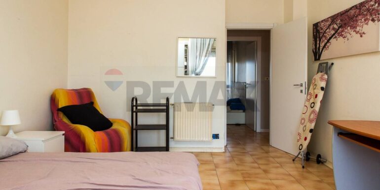 20250911224848-971096-32