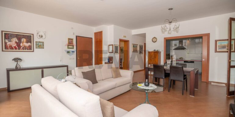 20250913104542-977986-49