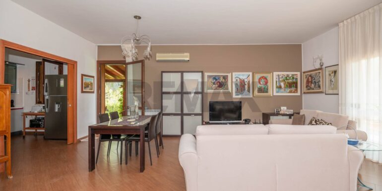 20250913104548-977986-51