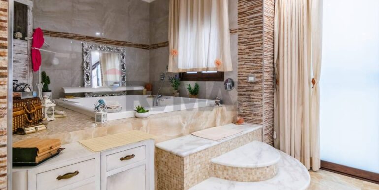 20250915111608-983032-22