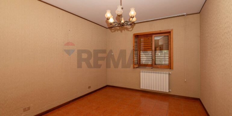 20250915125417-977702-16