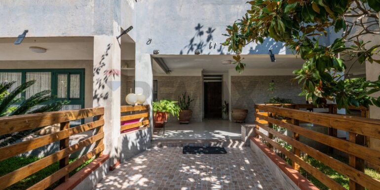 20250915142216-977999-9