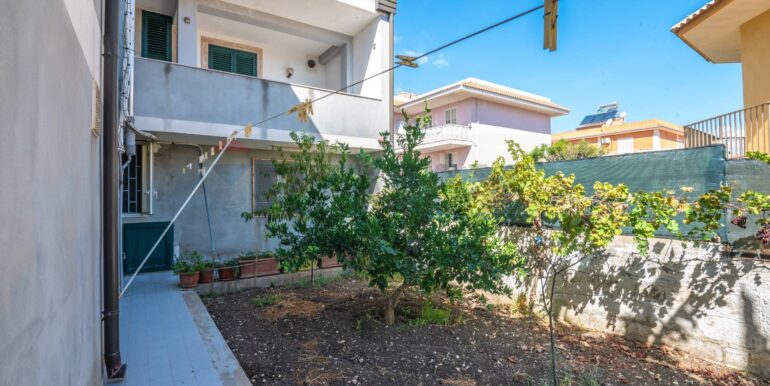 20250915142306-977999-18