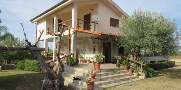 20250915155218-983027-8