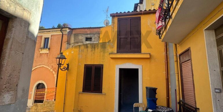 20250915160216-983242-8