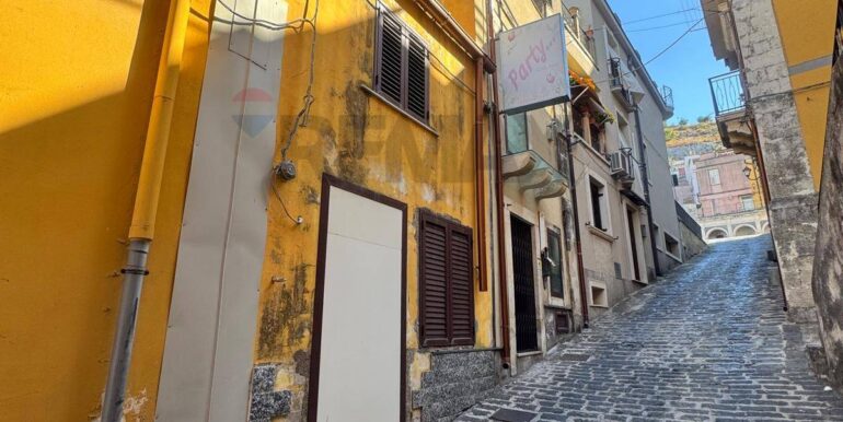 20250915160221-983242-10