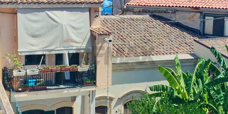 20250916215124-983360-11