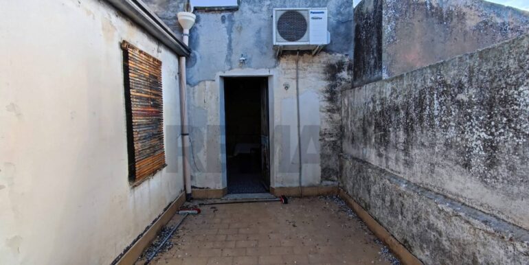 20250917191500-983788-11