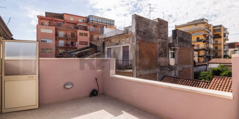 20250918100758-983832-12