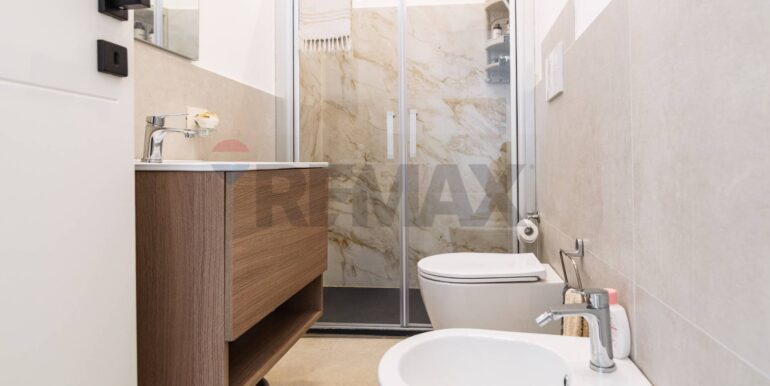 20250918100824-983832-18