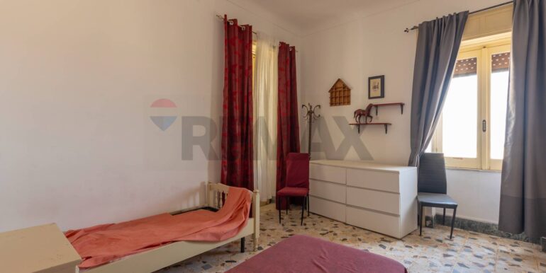 20250918101549-983834-18