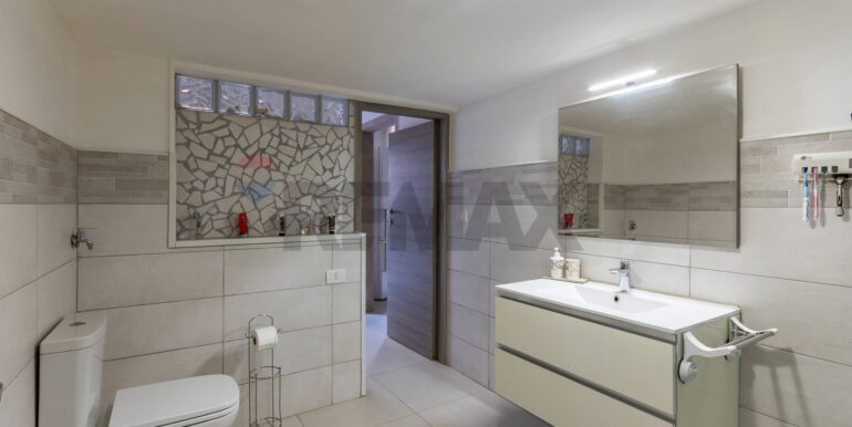 20250918130653-982598-24