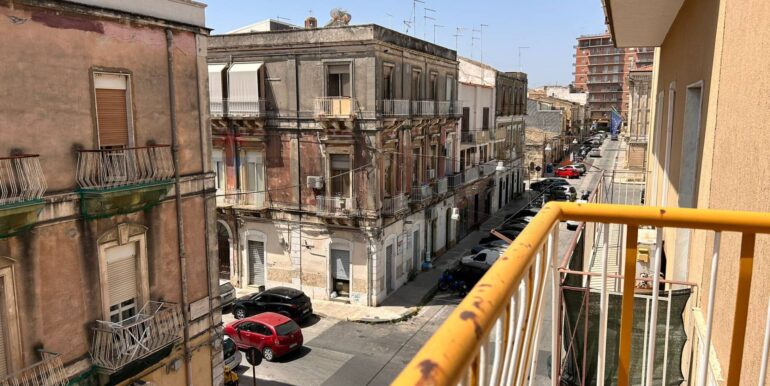 20250918173233-985742-15