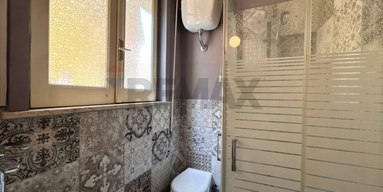 20250918173309-985742-22