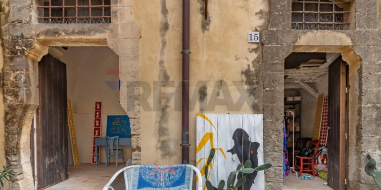 2025091885641-980048-8