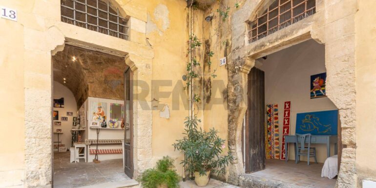 2025091885646-980048-10