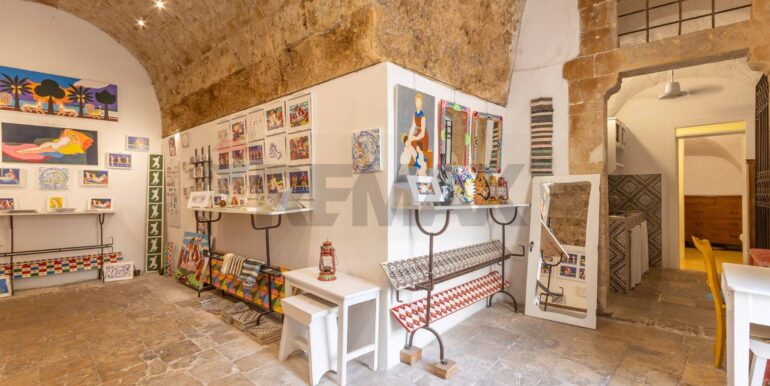 2025091885703-980048-14