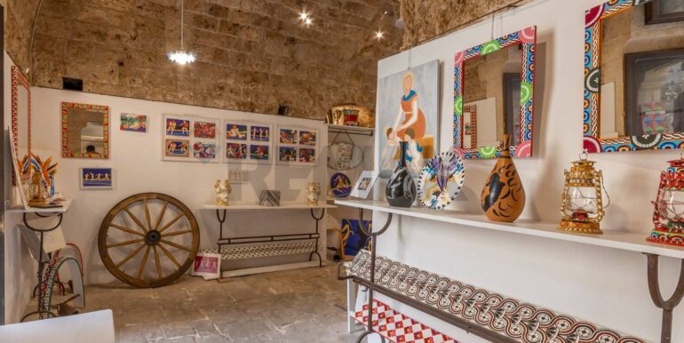 2025091885708-980048-15