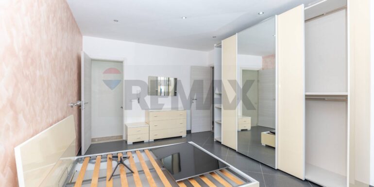 20250919170733-977977-19