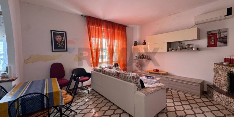 20250919183401-985976-8