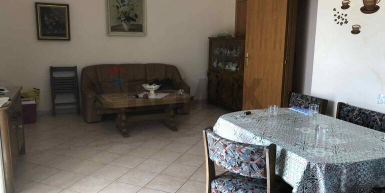 2025091984600-985789-16