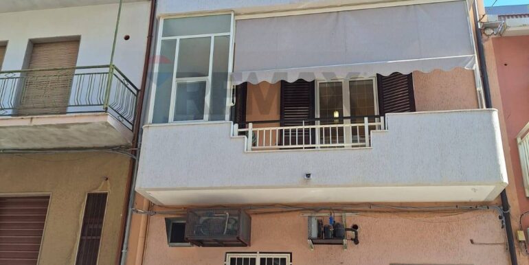 2025092085850-986018-1