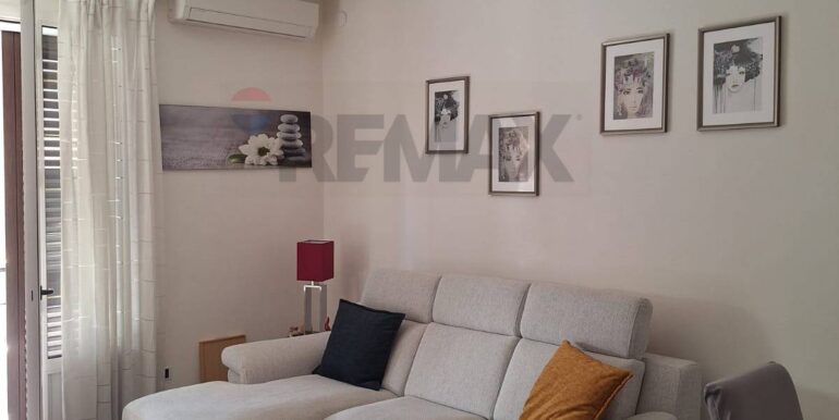 2025092085900-986018-4