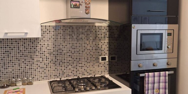 2025092085914-986018-9