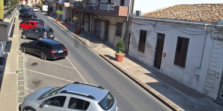 2025092085940-986018-16