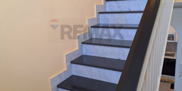 2025092090608-986018-20