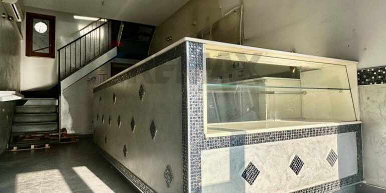 20250921201759-986093-11