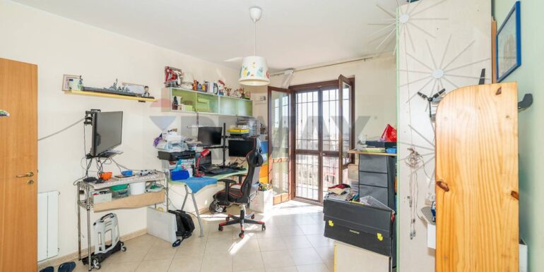 20250922104933-986155-26