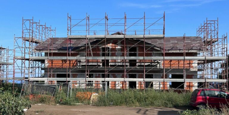 20250922180158-919296-83