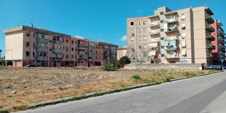 20250922181337-985994-3