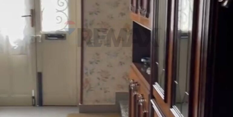 2025092275015-986114-4