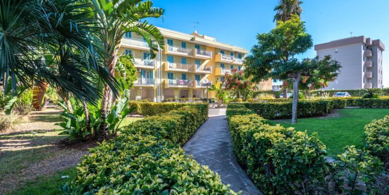 20250923101213-986004-3