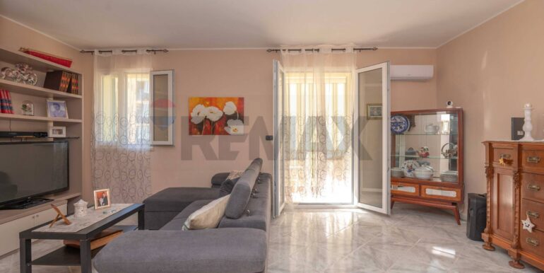 20250923101238-986004-10