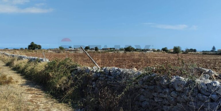 20250923181212-986601-10