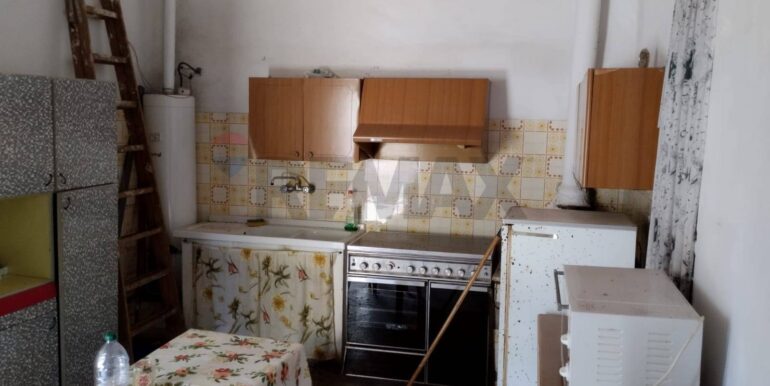 20250923181215-986601-11